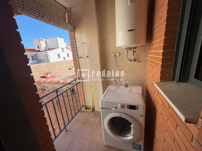 Foto ad1b9550-09fe-4c2e-ae60-e8d0a580e02a. Àtic amb aparcament a Quintana Madrid