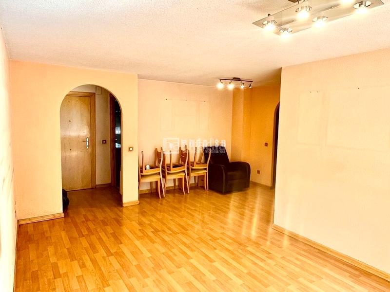 Foto bf0715e0-45d4-4d69-81e2-84d0d4e6267e. Appartement avec chauffage dans Numancia Madrid
