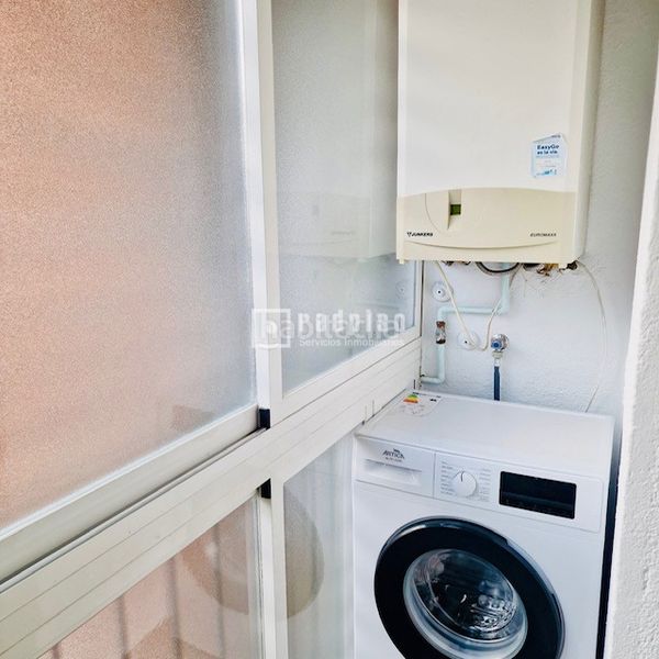 Foto 1eed8024-68e8-4414-ba6e-f69d37356d2d. Pis amb calefacció aparcament a Numancia Madrid