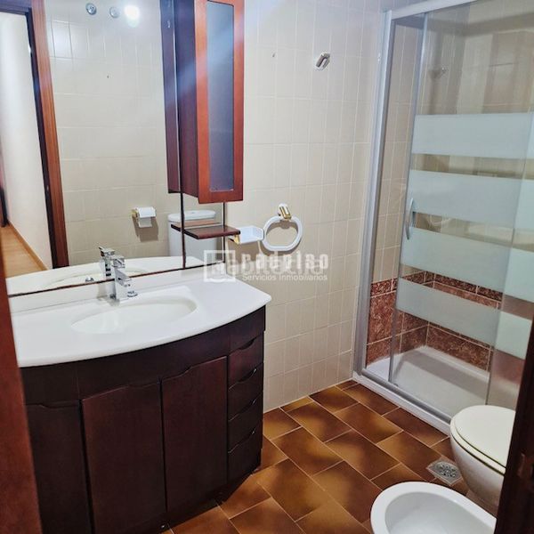 Foto 7b46dae9-feca-4135-89c8-9ca3867ce842. Pis amb calefacció aparcament a Numancia Madrid