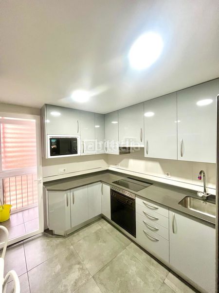 Foto 8f388c3a-2b17-4b06-8096-5dc6b5de87d5. Pis amb calefacció aparcament a Numancia Madrid