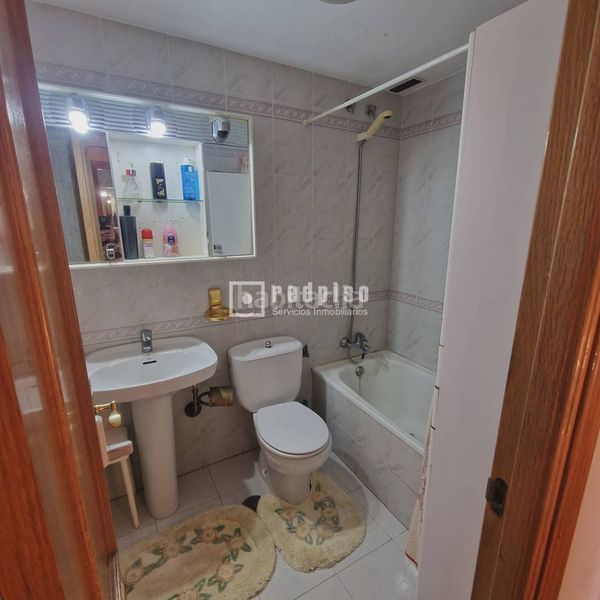 Foto afafa3a5-a737-4be0-bde6-396987611bd4. Flat with heating in Numancia Madrid