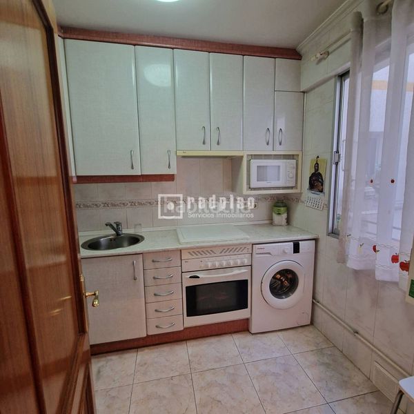 Foto efa4b076-1a20-4c49-9cea-1253791a7834. Flat with heating in Numancia Madrid