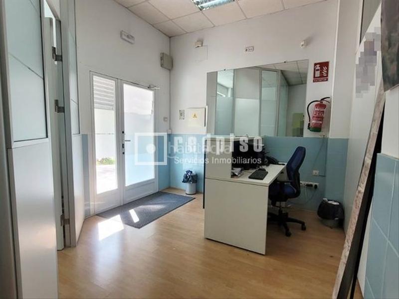 Foto 4b09156e-3a32-4272-8aef-aba905eb68b7. Alquiler local comercial en Parque Lisboa-La Paz Alcorcón