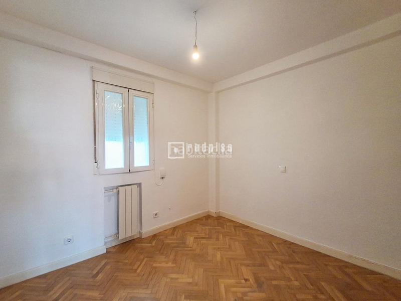 Foto cc10856e-5c7f-4238-b8c3-9f55f1ba6d45. Rent flat with heating parking in Parque Ondarreta-Urtinsa Alcorcón
