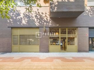 Locale commerciale in Parque Lisboa-La Paz. Local comercial en venta en alcorcón, madrid