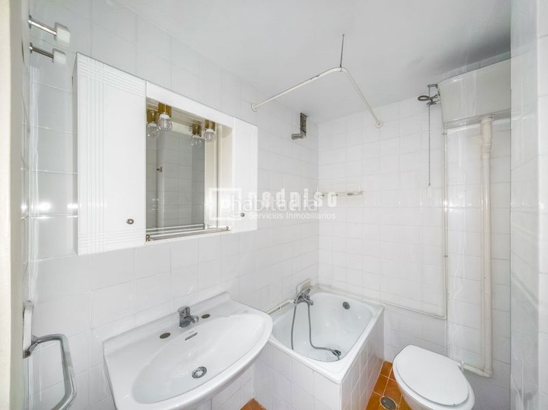 Foto ac44262d-9022-43b5-b871-e58dd6a41ab9. Flat with heating in Parque Ondarreta-Urtinsa Alcorcón