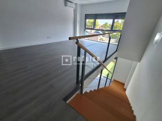 Rent Loft in Campodón-Ventorro del Cano. Redpiso alquila en exclusiva  moderno loft en ventorro del cano.