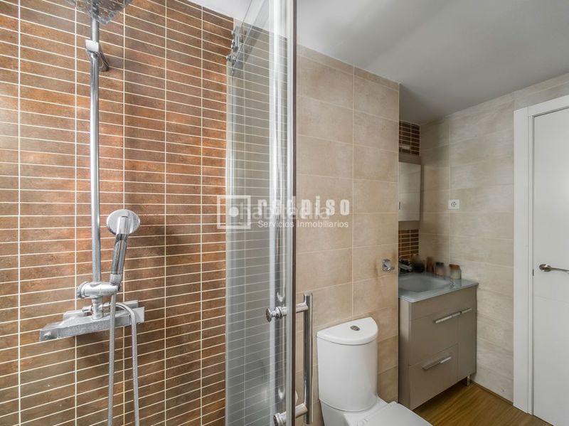 Foto b9665d48-c78b-4416-b5ff-3c0e897a14a1. Pis amb calefacció a Zona Centro Joven Alcorcón