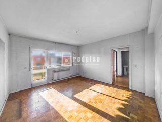 Pis a Parque Ondarreta-Urtinsa. Redpiso ondarreta vende piso con 3 dormitorios, terraza y para r