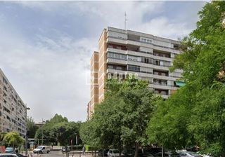 Piso en Parque Ondarreta-Urtinsa. Redpiso alcorcón surondarreta pone a la venta esta vivienda de 3