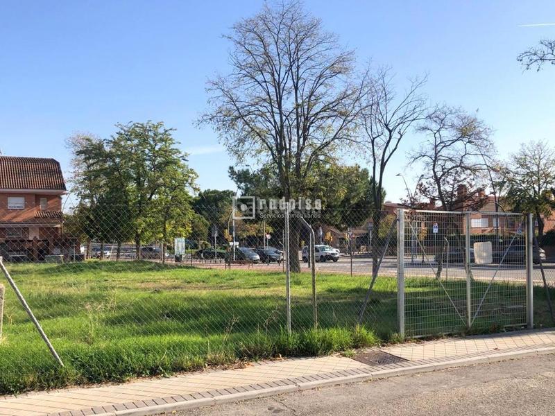 Foto 75a4e451-9d6d-4472-8727-8dc2d8c36433. Alquiler terreno residencial se alquila terreno en Sector 3 en Getafe