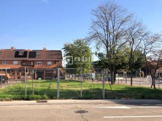 Lloguer Terreny residencial a Sector 3. Se alquila terreno en sector 3