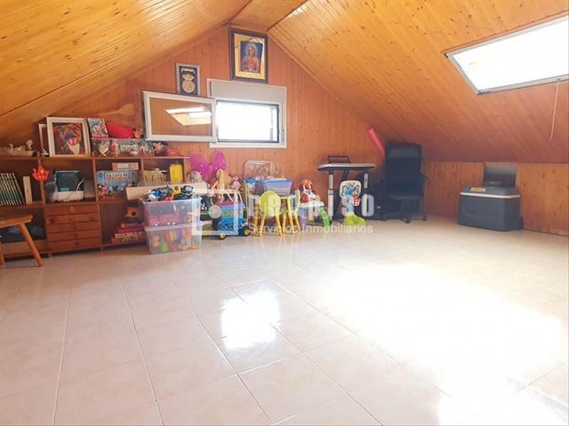 Foto 9bfe3330-49e0-40bc-8571-9b1da3518681. Xalet amb calefacció a Sector 3 Getafe