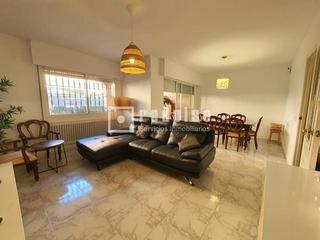 Chalet in Sector 3. Chalet en venta en sector 3