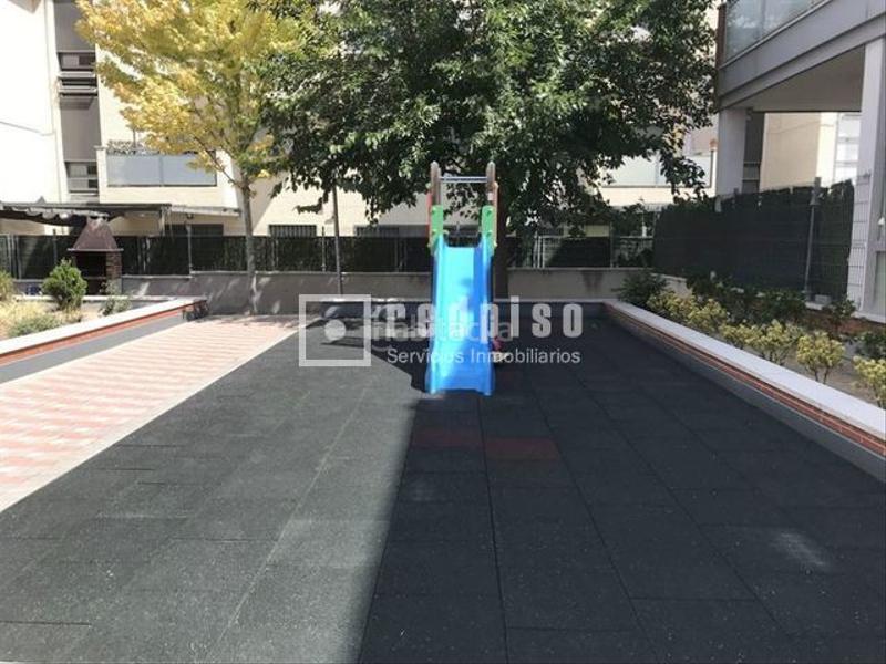 Foto 309d19fc-1dc8-4a58-ab86-7dcd970ab4e7. Pis amb calefacció aparcament piscina a Buenavista Getafe