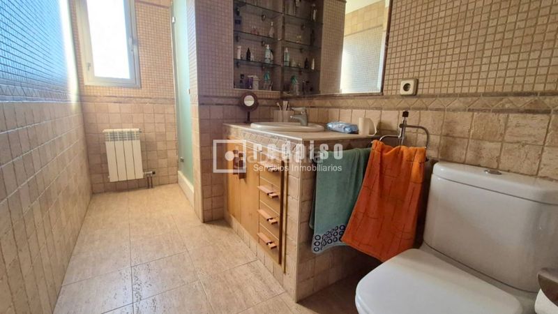 Foto 51179aaf-b807-4ff3-8591-3cec9d3e6e72. Chalet avec chauffage parking dans Sector 3 Getafe