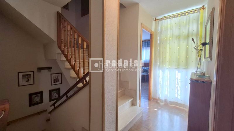 Foto 53f249f8-10f8-4de8-90b2-5f4959a04fde. Chalet avec chauffage parking dans Sector 3 Getafe