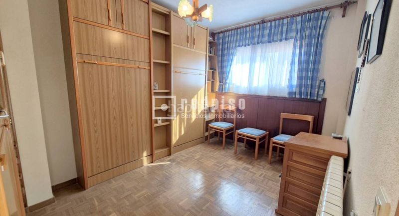 Foto 57e254fd-44e7-49d4-9cfc-4b6bb79af07f. Chalet avec chauffage parking dans Sector 3 Getafe