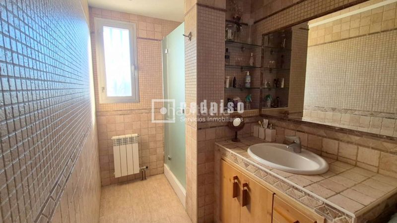 Foto 6639dda2-09cd-4326-8698-e5b51f04f4d1. Chalet avec chauffage parking dans Sector 3 Getafe