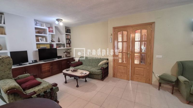 Foto c1e8d12b-5e7e-461a-ac76-8e616deb5d4e. Chalet avec chauffage parking dans Sector 3 Getafe