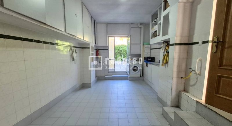 Foto ea7e0531-c7d6-4ad1-b07d-4d15b8e040aa. Chalet avec chauffage parking dans Sector 3 Getafe