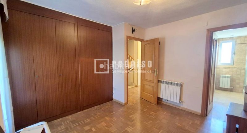 Foto fbcfb54f-bc3c-409b-a2ea-efb6a63651da. Chalet avec chauffage parking dans Sector 3 Getafe