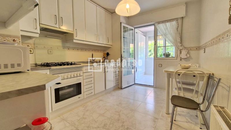 Foto bccc1bfe-be36-4b6c-8f72-c6fbe0b97716. Xalet amb calefacció aparcament a Sector 3 Getafe