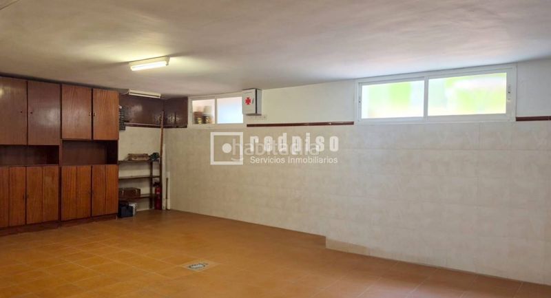 Foto da9582b8-fd2e-41d2-913a-15491f2d0bdc. Xalet amb calefacció aparcament a Sector 3 Getafe