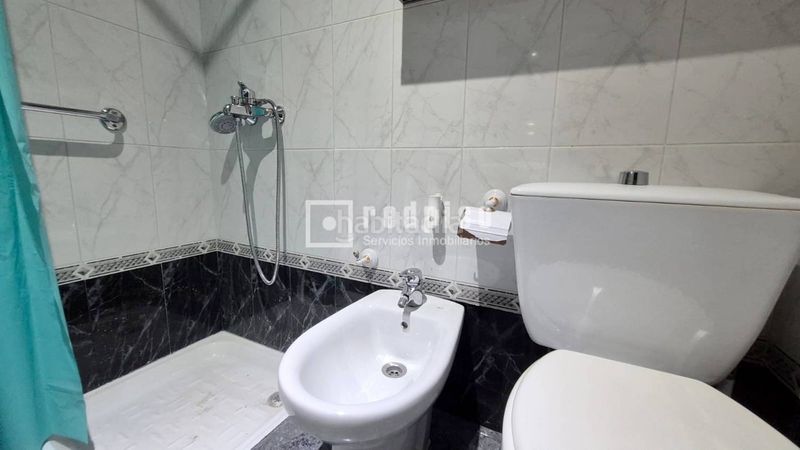 Foto d82538d9-df0e-4880-ac31-91114ab889bf. Xalet amb calefacció aparcament a Sector 3 Getafe