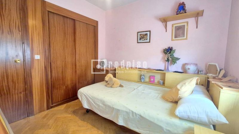 Foto 13087c5c-c84b-4d98-b3a0-8abc389ca0d9. Chalet avec chauffage parking dans Sector 3 Getafe