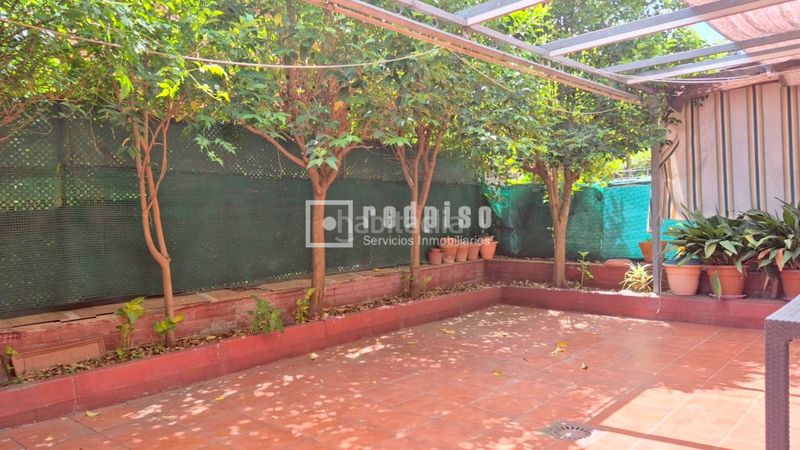 Foto 13a18297-e228-478b-b4dd-7e892c2034e0. Chalet avec chauffage parking dans Sector 3 Getafe