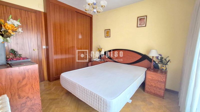 Foto 39cf8be3-4645-4c3d-ab4c-747975a91c5a. Chalet avec chauffage parking dans Sector 3 Getafe