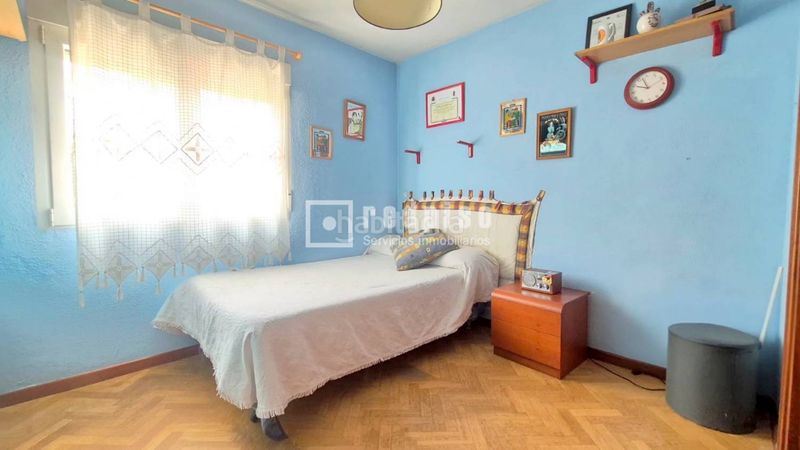 Foto 7468b6aa-5a7b-4ab2-adc9-668fc75dcfc2. Chalet avec chauffage parking dans Sector 3 Getafe