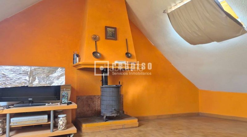 Foto e430fe6b-28b3-4d8a-895e-34e93f737b94. Chalet avec chauffage parking dans Sector 3 Getafe
