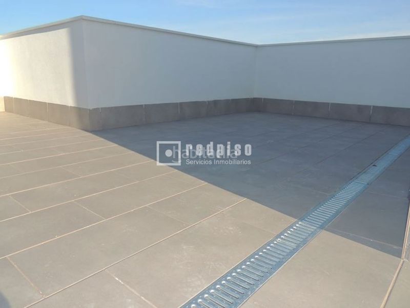 Foto bf855034-155c-4eff-bb3c-5d1fa8a016ab. Chalet mit heizung parking in Buenavista Getafe