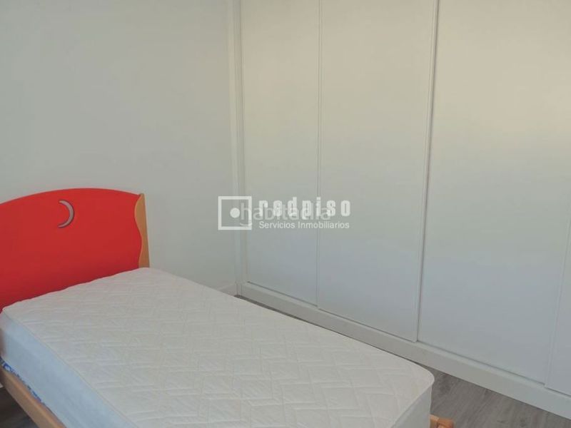 Foto f74add71-9a78-4b79-864e-45f935e67d8a. Chalet mit heizung parking in Buenavista Getafe