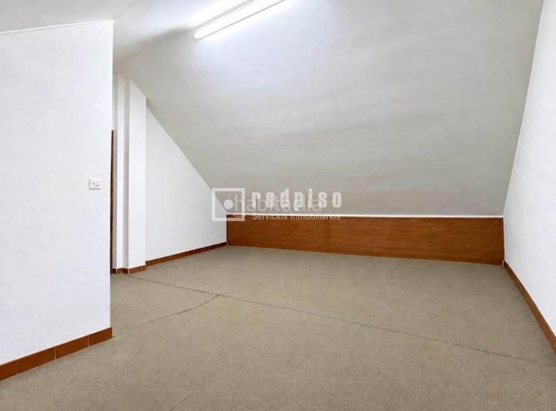 Foto 23514822-1958-4869-83ef-c47c56343a37. Chalet avec chauffage parking dans Sector 3 Getafe
