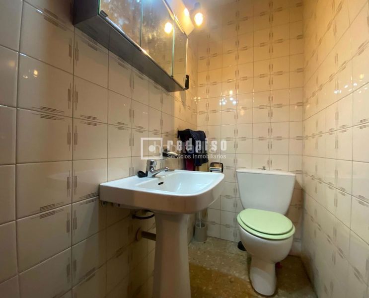 Foto c9fd144a-6f0e-4653-8f85-09616088c050. Chalet avec chauffage parking dans Sector 3 Getafe