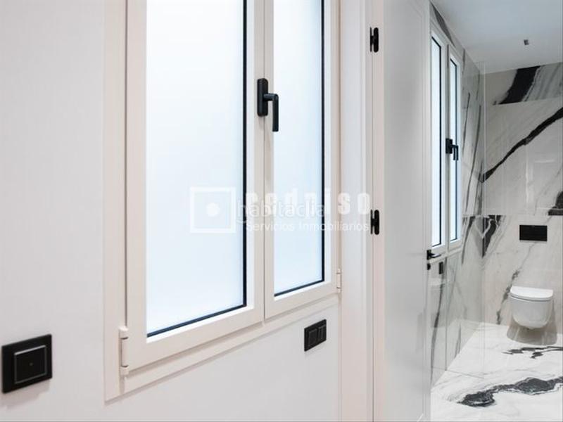 Foto edbff699-588e-4497-bcc8-cc9a9cd57b71. Etagenwohnung mit heizung in Ibiza Madrid