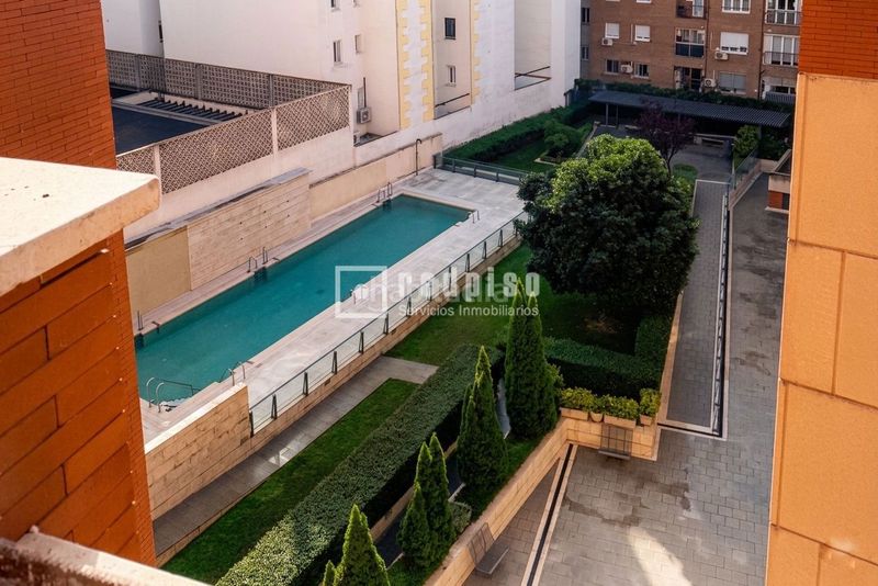 Foto 3f35fa73-d52a-4b7b-a632-bde2439aa62b. Lloguer pis amb piscina a Ibiza Madrid