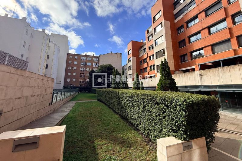Foto e0deaf34-672a-4785-8c18-8fccc844f875. Lloguer pis amb piscina a Ibiza Madrid