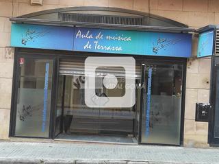Lloguer Local Comercial  Arquimedes. En terrassa