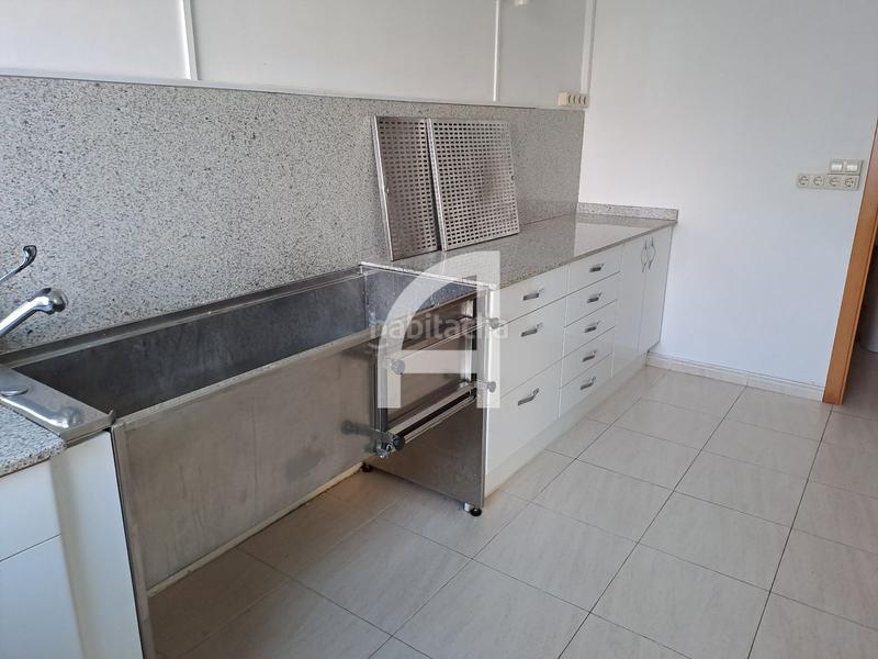 Foto c3abee85-572b-43c4-8841-0a630ba2658d. Miete geschäftsraum in La Maurina Terrassa