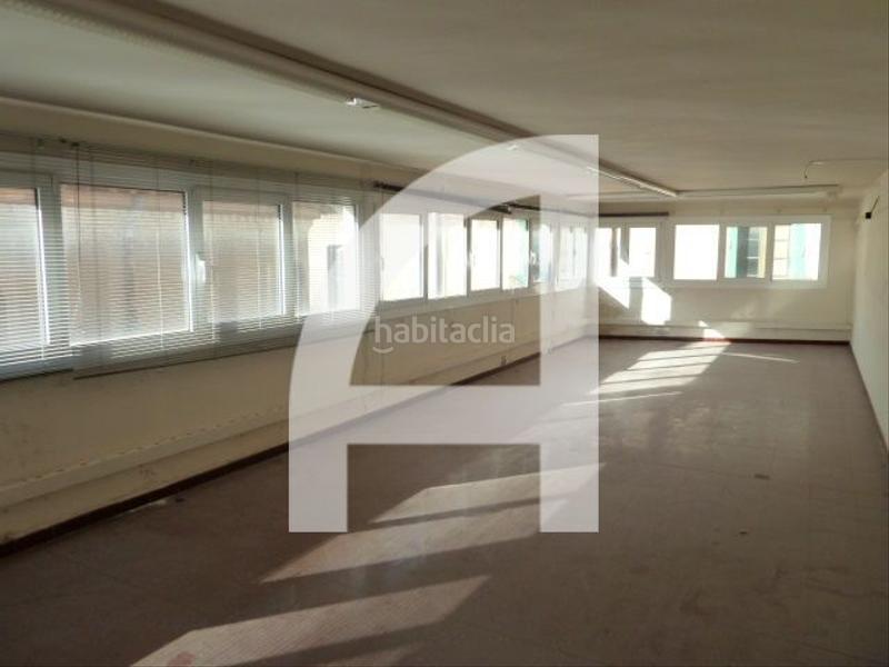 Foto b828528c-7047-4bd6-afc2-3088130b4be0. Alquiler oficina  de alquiler en Barri del Centre Terrassa