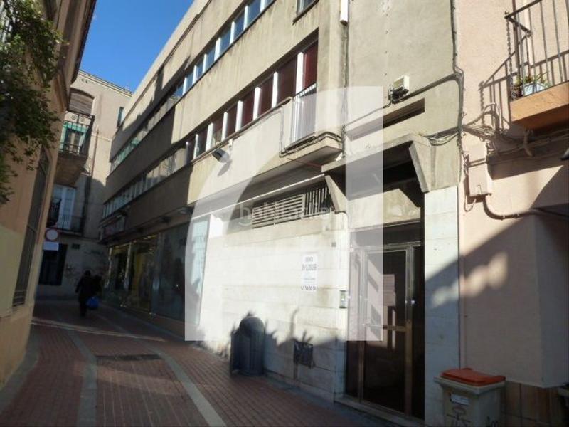 Foto bfb938b7-68ce-4e8e-99c8-5b0f03e95171. Lloguer oficina a Barri del Centre Terrassa