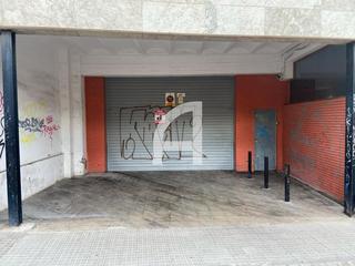 Locale commerciale  Carrer del doctor cabanes. Local almacen en venta calle dr. cabanes de terrassa