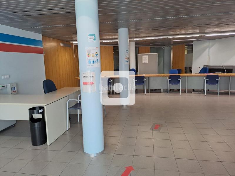 Foto e5264359-0ca9-41cd-81d4-6d97b7c5e613. Rent business premise in Barri del Centre Terrassa