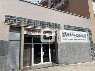 Miete Geschäftsraum  Consell de cent. Local comercial de alquiler cerca de la rambla francesc macia de