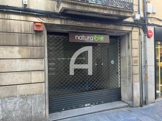 Lloguer Local Comercial  Carrer de la font vella. Local comercial de alquiler en la calle font vella de terrassa